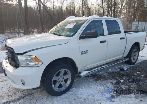 2015 Ram 1500 Express из США, поврежденный, VIN 1C6RR7KGXFS711094
